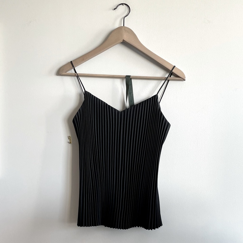 Club Monaco elegant pleated camisole